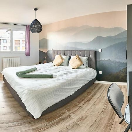 Eclat Dore Bondy Suites Free Parking Extérieur photo