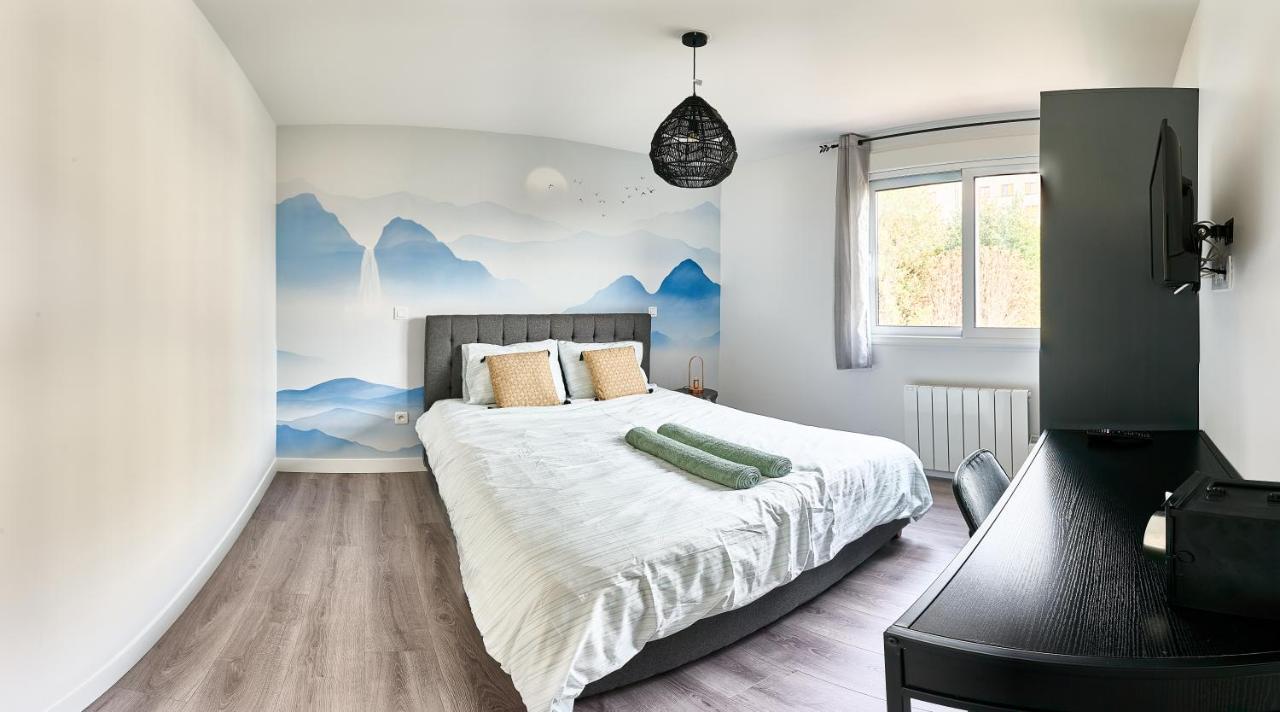 Eclat Dore Bondy Suites Free Parking Extérieur photo